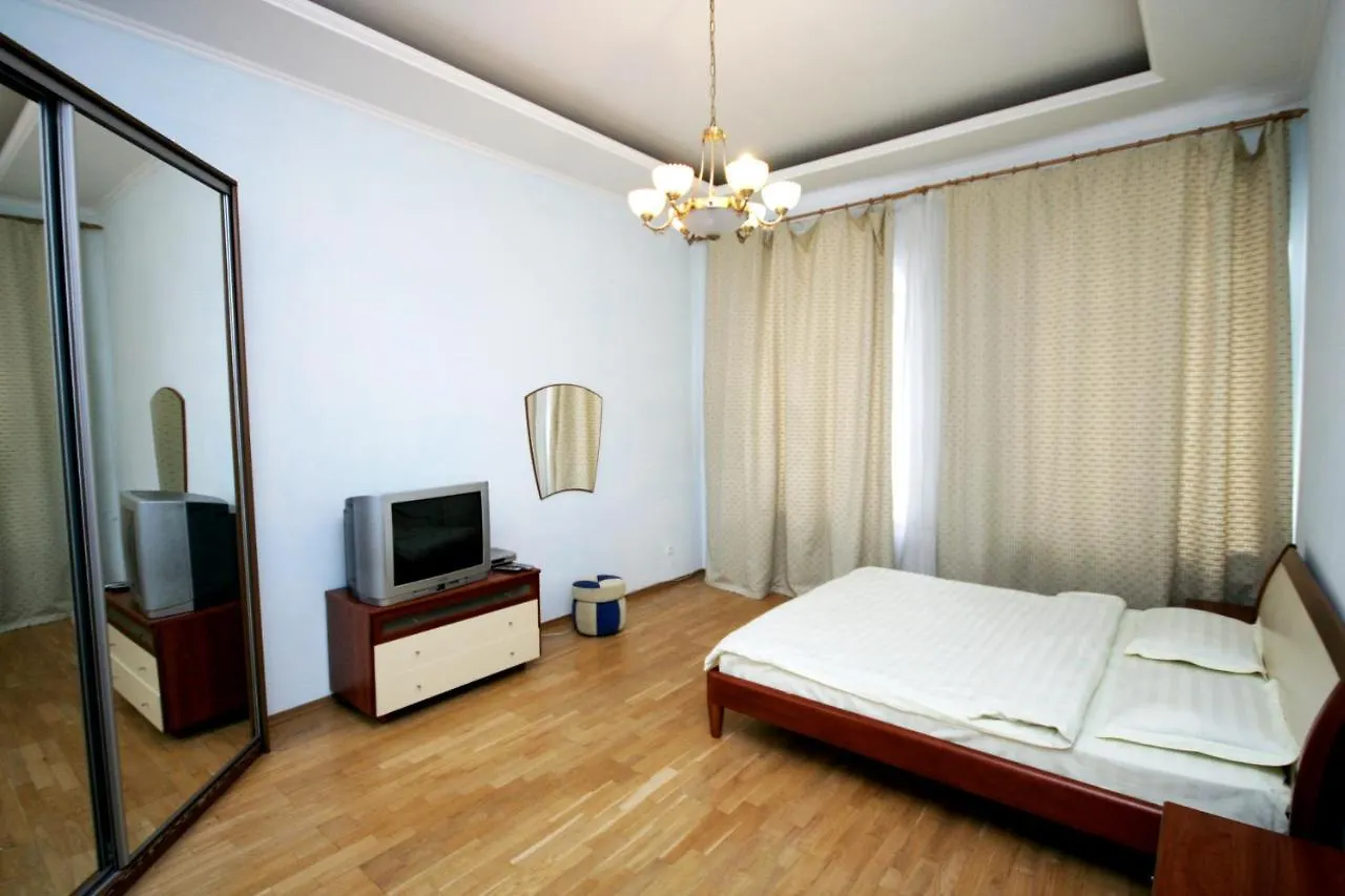 Real Home Apartments In Kiev Center 0*,  Ukrayna