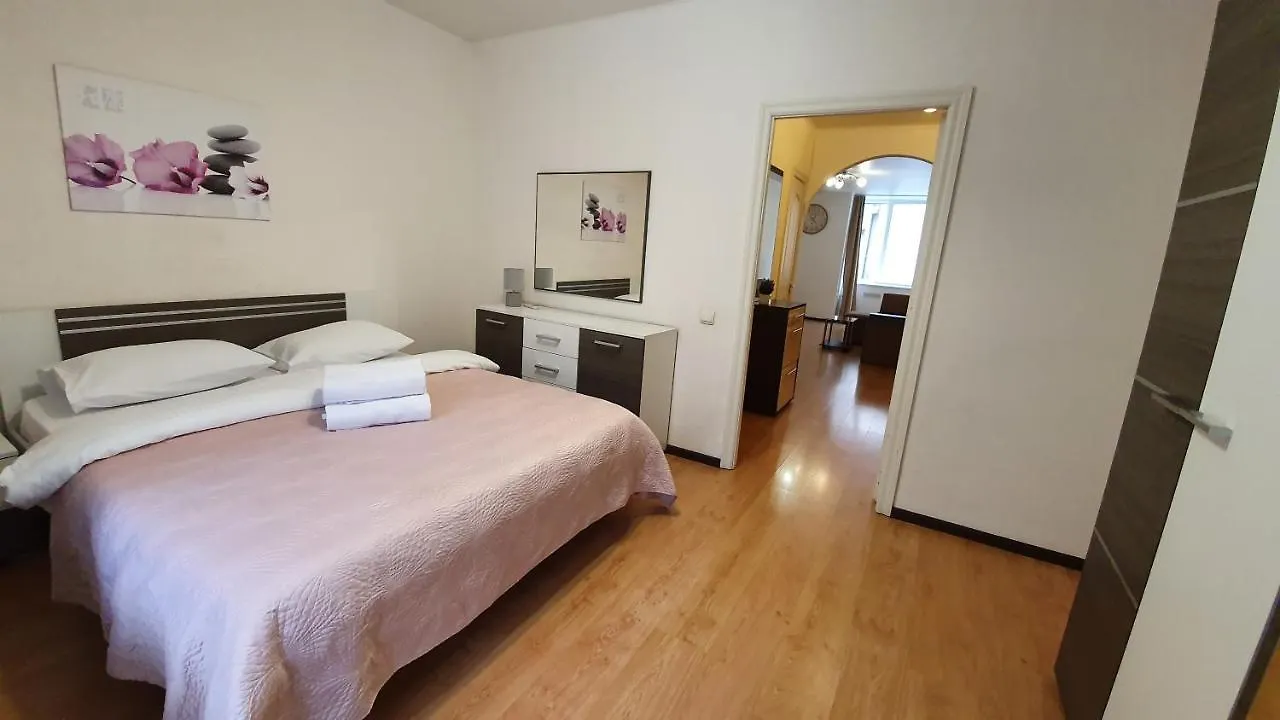 Real Home Apartments In Kiev Center Киев