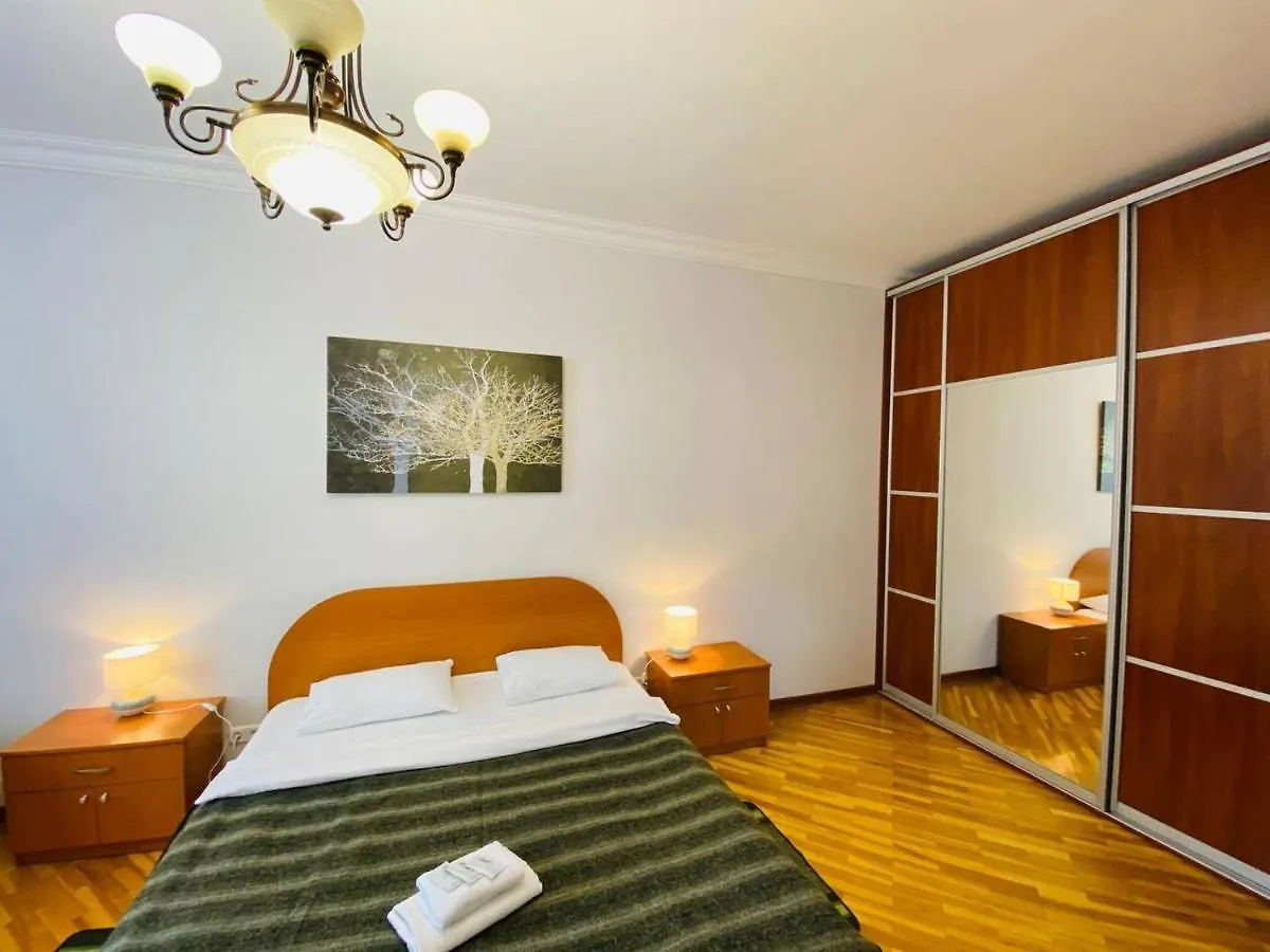Real Home Apartments In Kiev Center 0*,