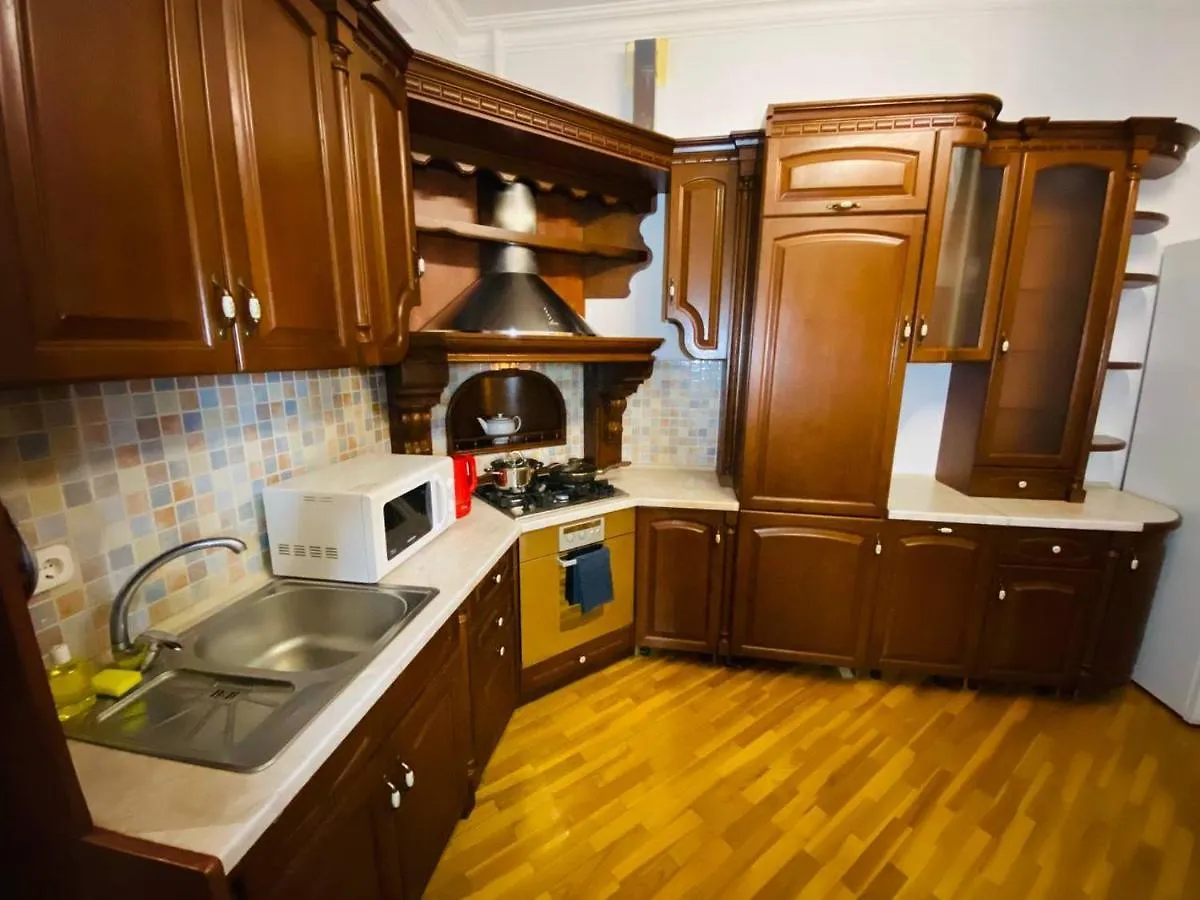 Real Home Apartments In Kiev Center