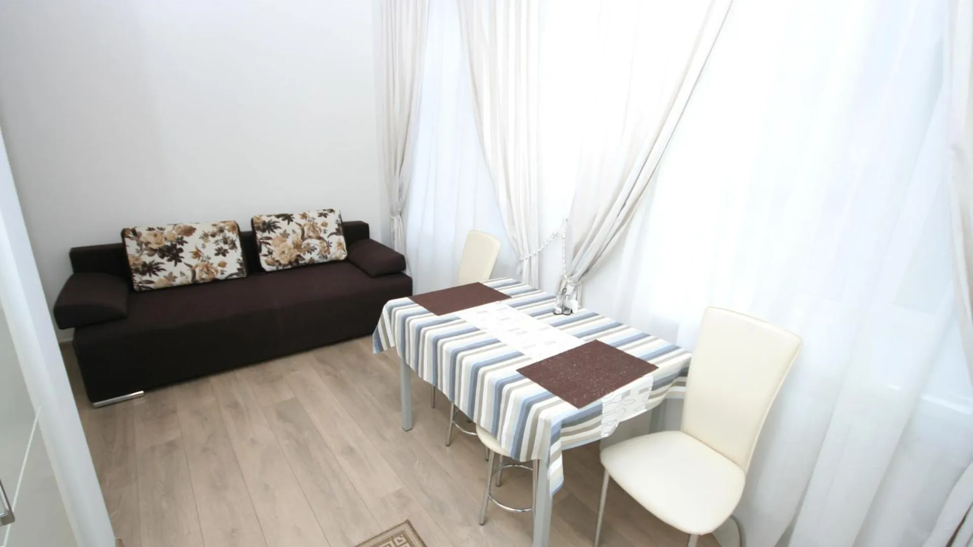 Real Home Apartments In Kiev Center Ukraine