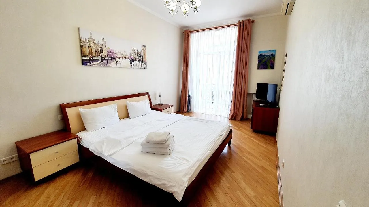 Real Home Apartments In Kiev Center Ukraine